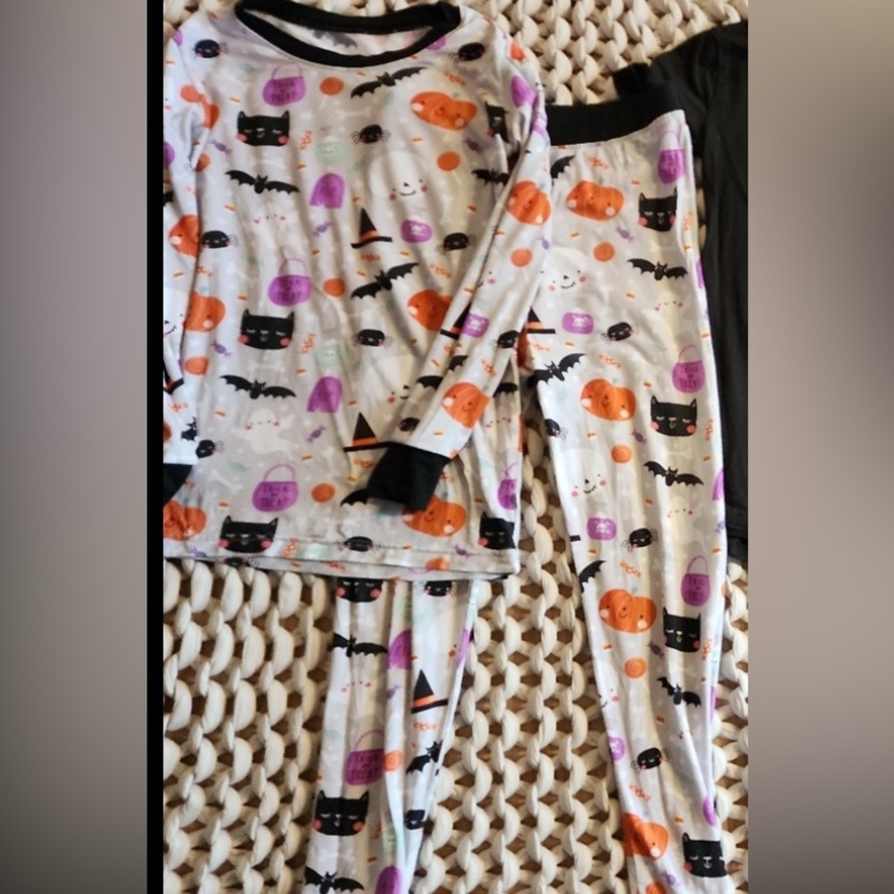 Little Sleepies Halloween Pajamas (girls) gently used 7/8
